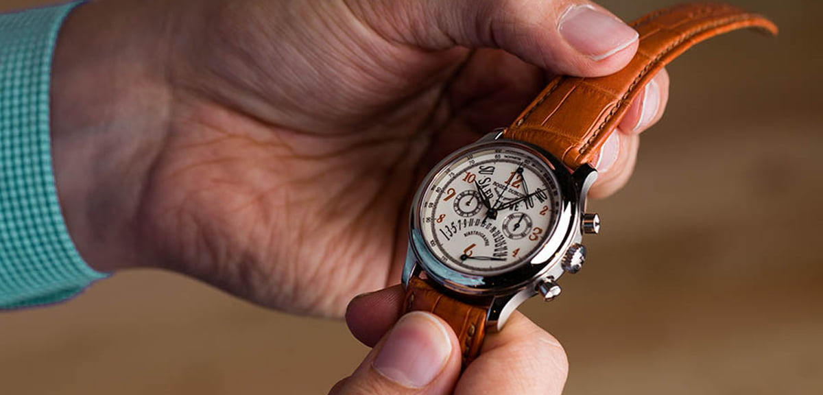 Pros and Cons of Buying 2nd Hand Watches in Dubai